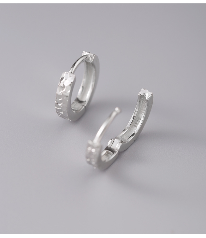 925 sterling silver crushed ice earrings for women, simple, light luxury, fashionable, Hong Kong style, individual and exquisite, sparkling earrings 0140B pic 9