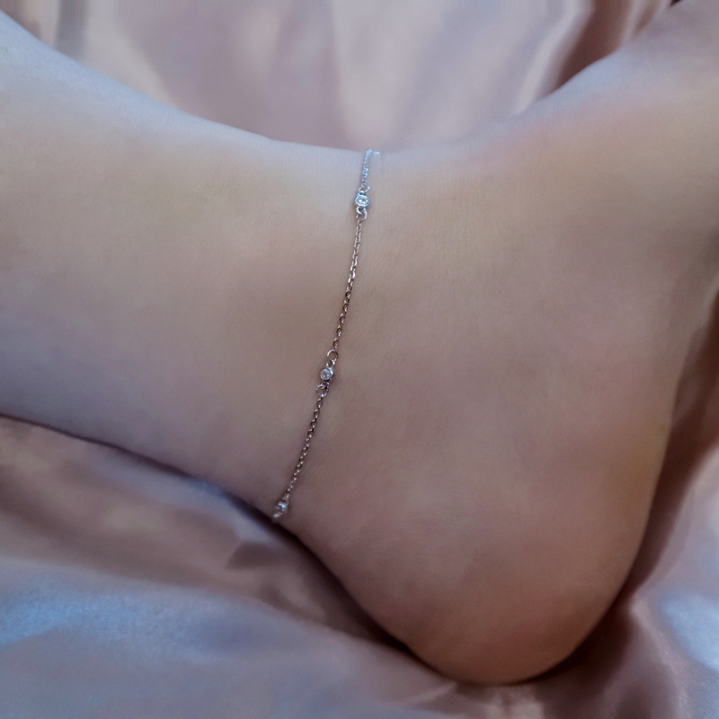 S925 Silver Elegant geometric round diamond anklet 2024 new summer accessory: Simple and versatile Zircon foot accessory for women pic 7