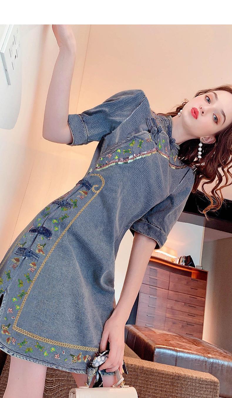 A new retro Chinese style button-up cheongsam improved version of a young and trendy dress for girls pic 13