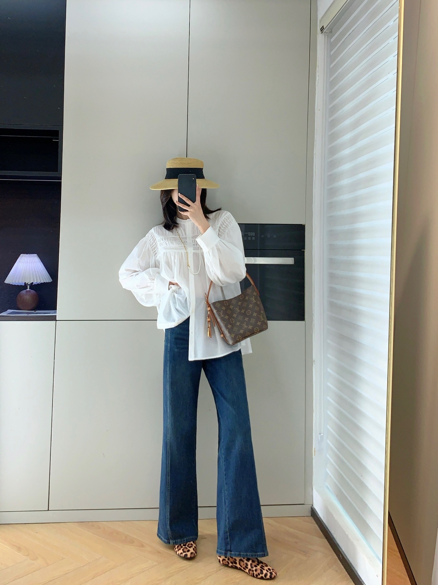 复古时髦高腰斜裁宽松显瘦百搭弹力直筒宽松微喇叭牛仔裤G031612详情10