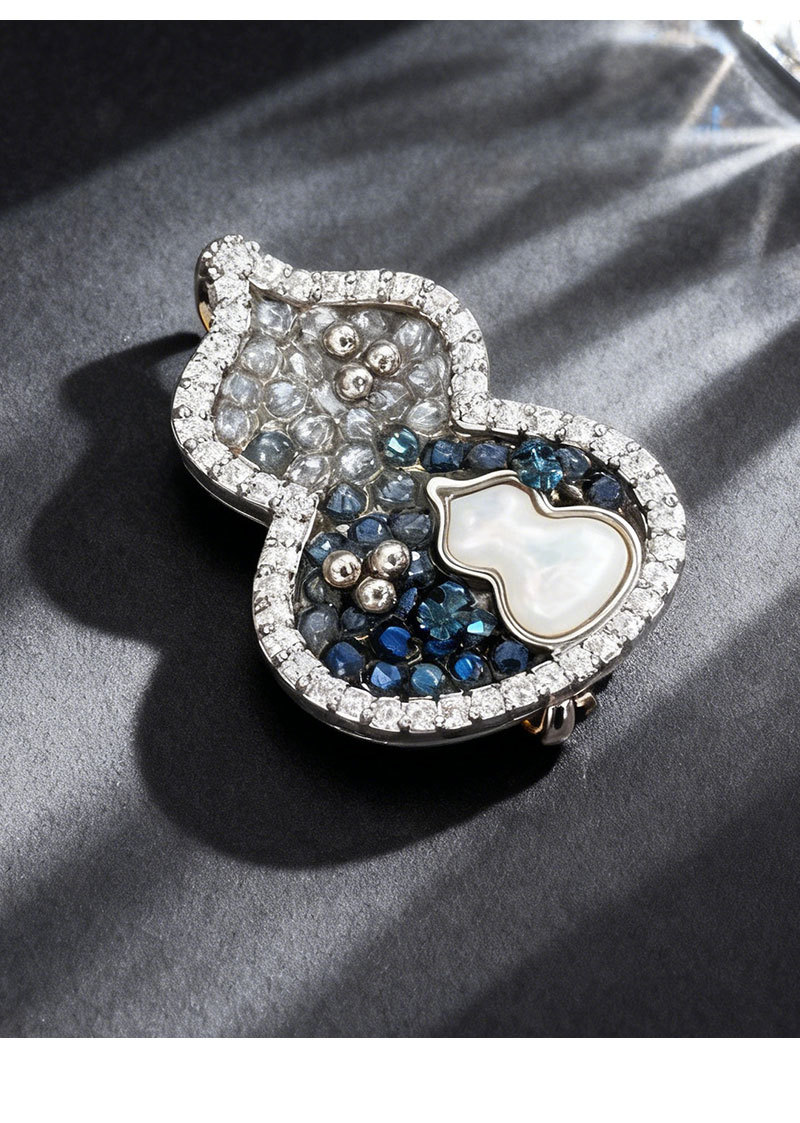 国潮冰蓝渐变水晶葫芦胸针高级感铜合金天然贝母微镶锆石别针胸花详情19