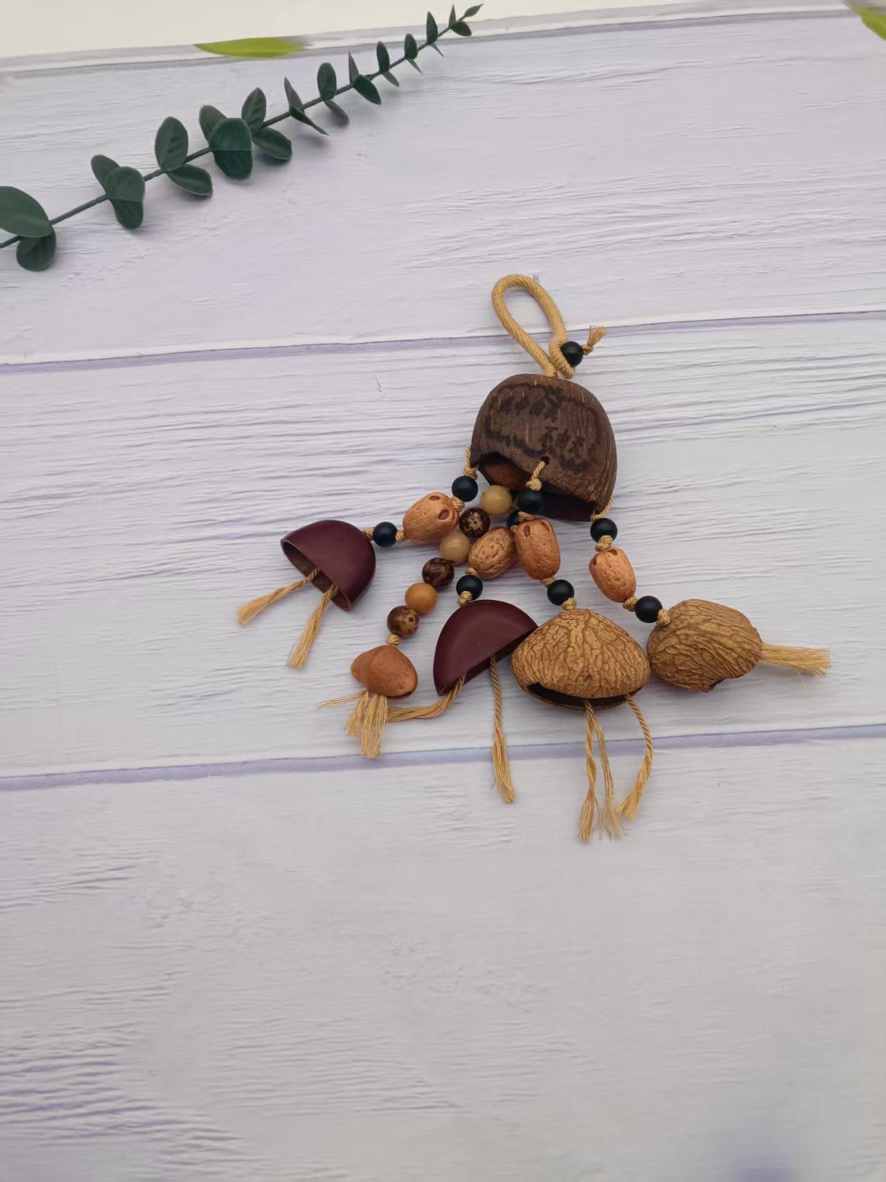 手工编织天然果壳疗愈系挂件景区热卖包包挂饰文玩包挂摇铃车挂详情8