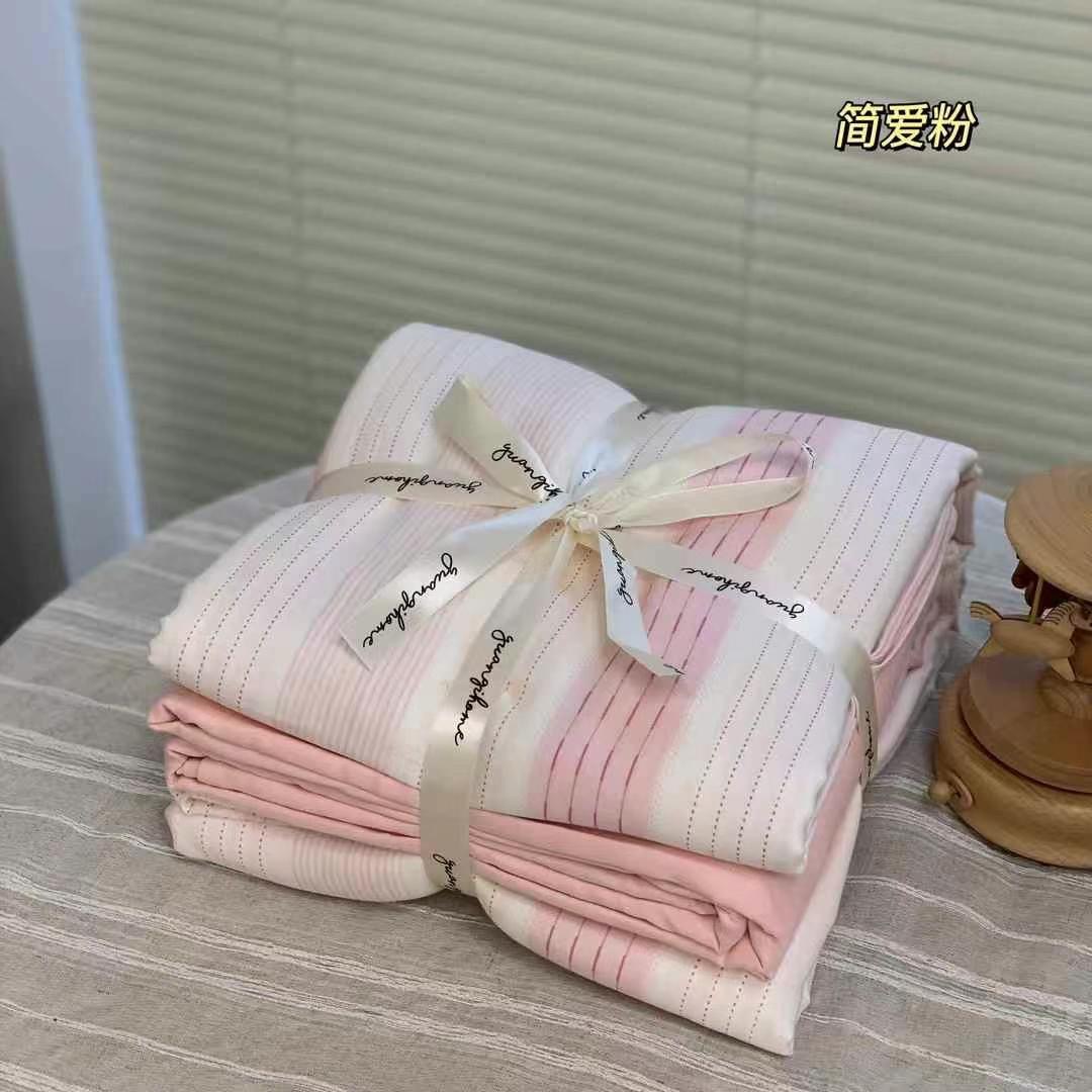 A set of three or four pieces with fresh small floral print double-layer yarn, pure cotton soft naked sleeping quilt cover and cartoon bedding pic 42