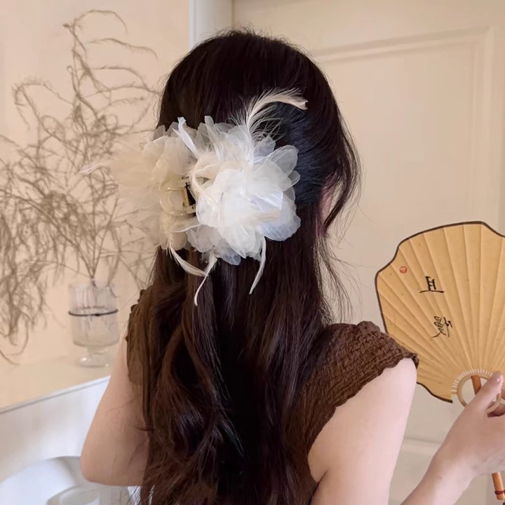超仙氛围感仿真百合花朵发夹唯美高级感后脑勺盘发鲨鱼夹发抓头饰详情15