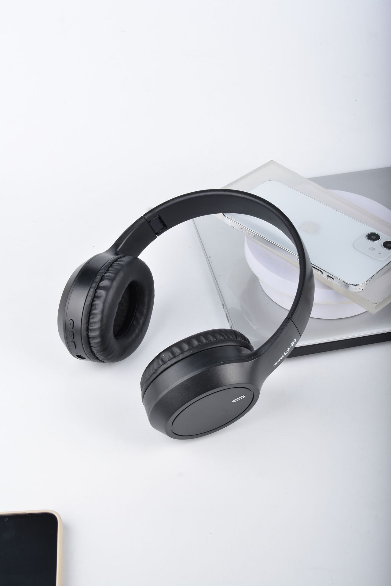 M2头戴式无线蓝牙耳机HIFI重低音大动圈私模TEMU爆款耳机工厂店详情3