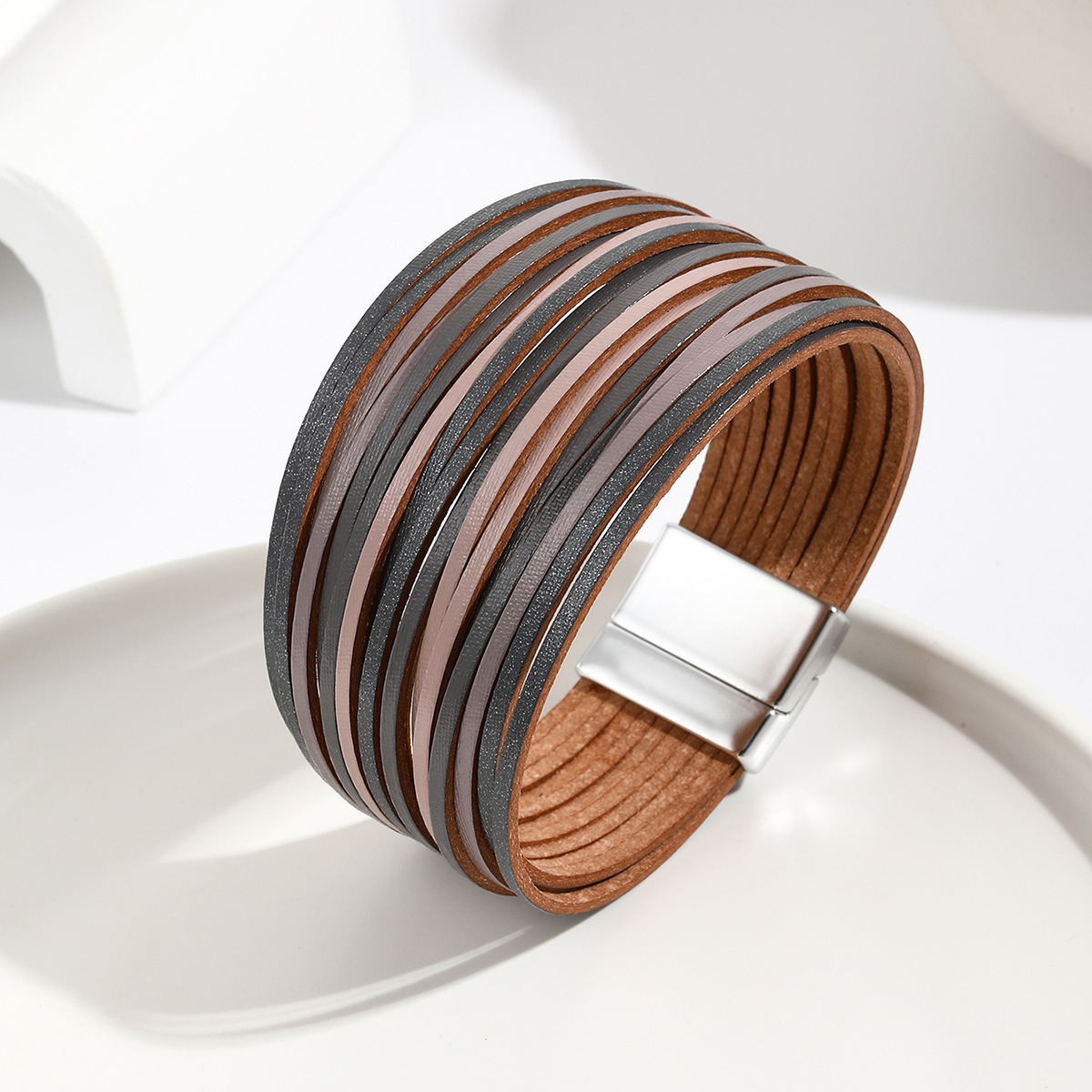 新款亚马逊多条渐变男手环皮绳混色百搭女士PU皮革皮手链磁扣手镯详情4