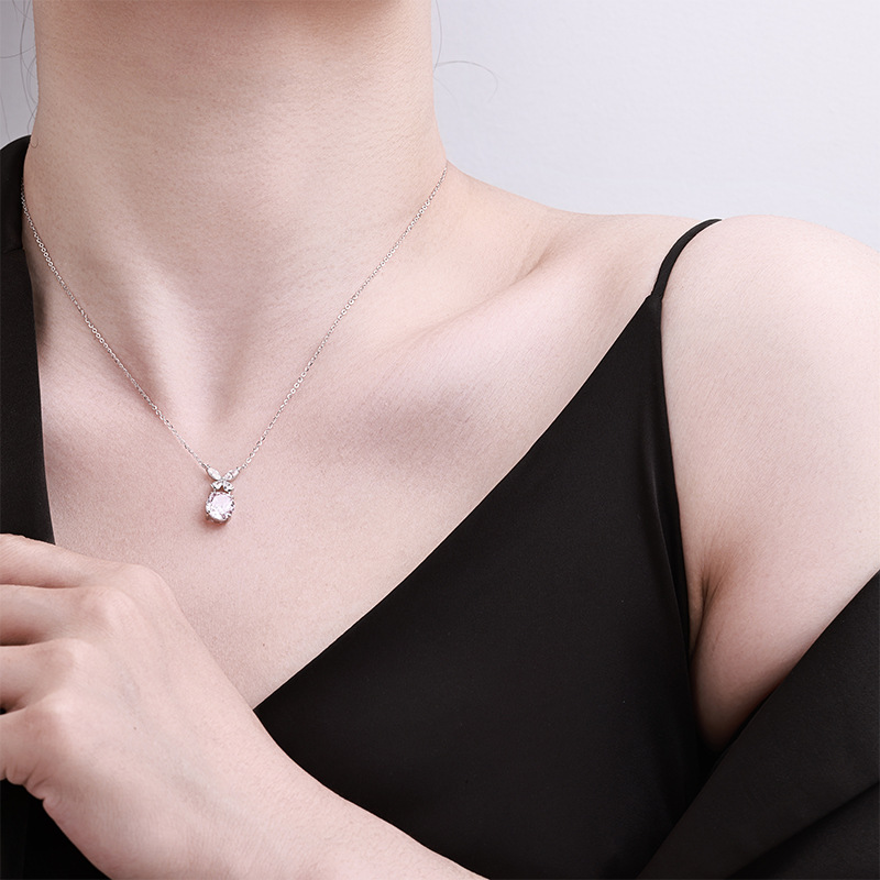 Zhuoheng selects the new, gentle and ethereal s925 sterling silver necklace from Dongdaemun, South Korea. It features a creative design and is a niche accessory pic 4