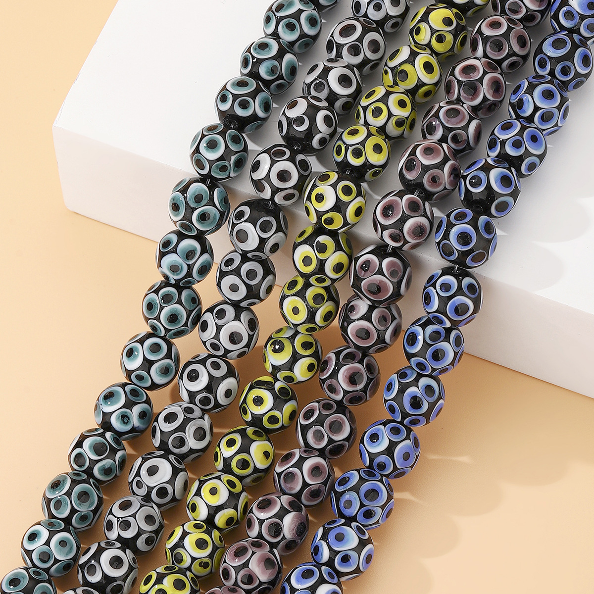 New handcrafted beaded and scattered beads, multi-color DIY jewelry accessories, bracelets, necklaces, material, wholesale of glass pic 1