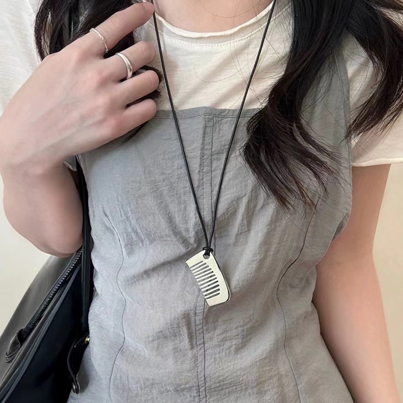 冷淡风时尚长款U形毛衣链女黑色项链小众高级感百搭韩版项链配饰详情3