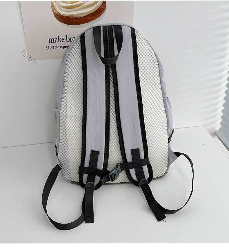 旅行户外双肩包女轻便撞色登山包徒步骑行大容量运动春游爬山书包详情26