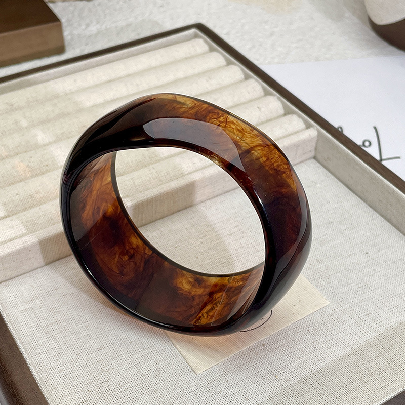 Acetic acid niche irregular acrylic wide-edge bracelet, a retro and high-end vintage bracelet with a unique design for women pic 15