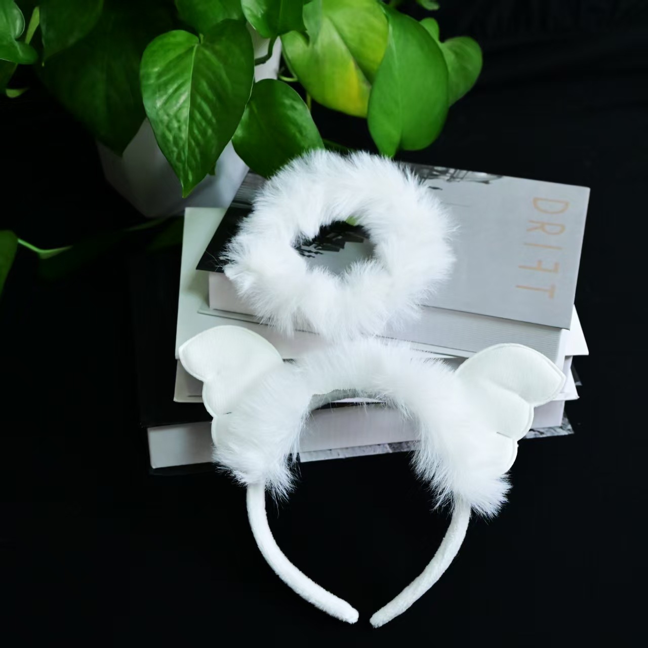 New hair bands, feather angel headbands, cos headwear, forest-themed luminous toys, popular wholesale items for night market stalls pic 2