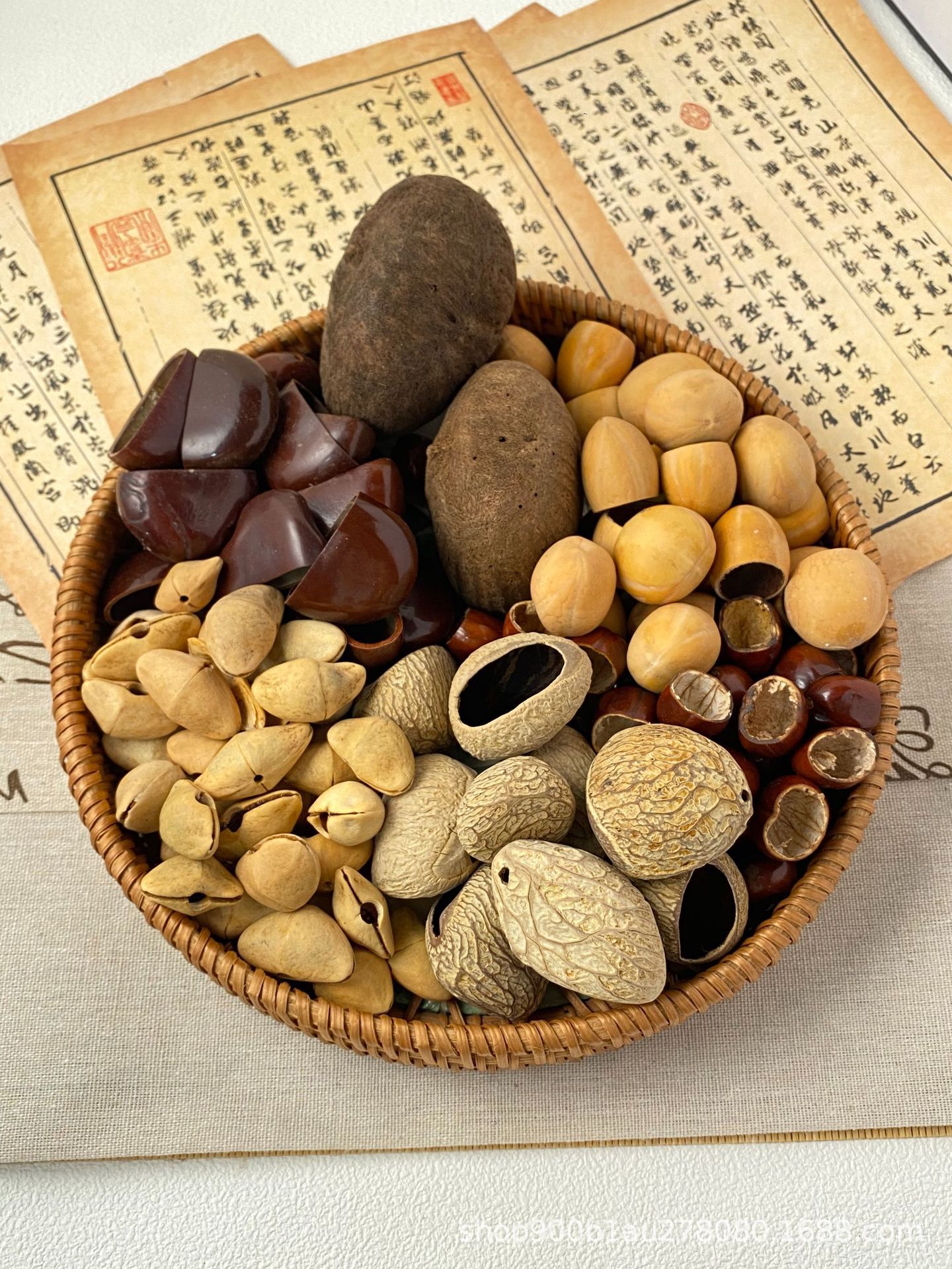 爆款天然疗愈系果壳铃挂件挂串果壳手摇解压音疗包挂风铃个性挂饰详情15