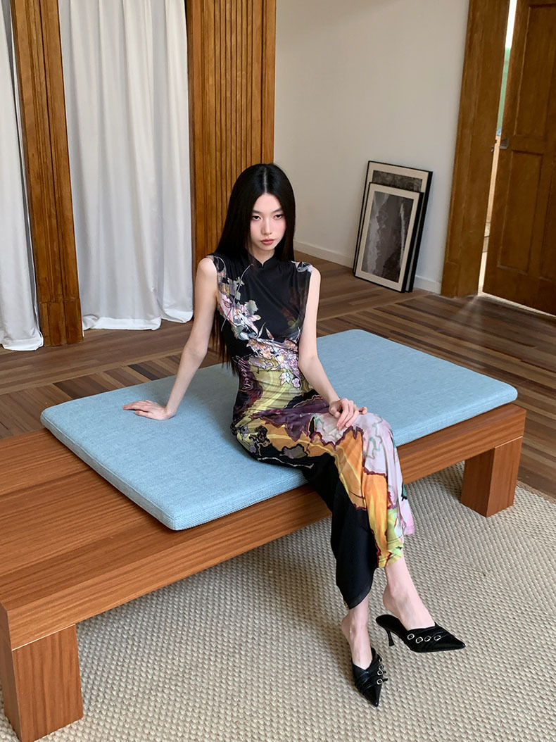 New Chinese-style two-piece contrasting color cheongsam dress for women with printed fishtail vest pic 8