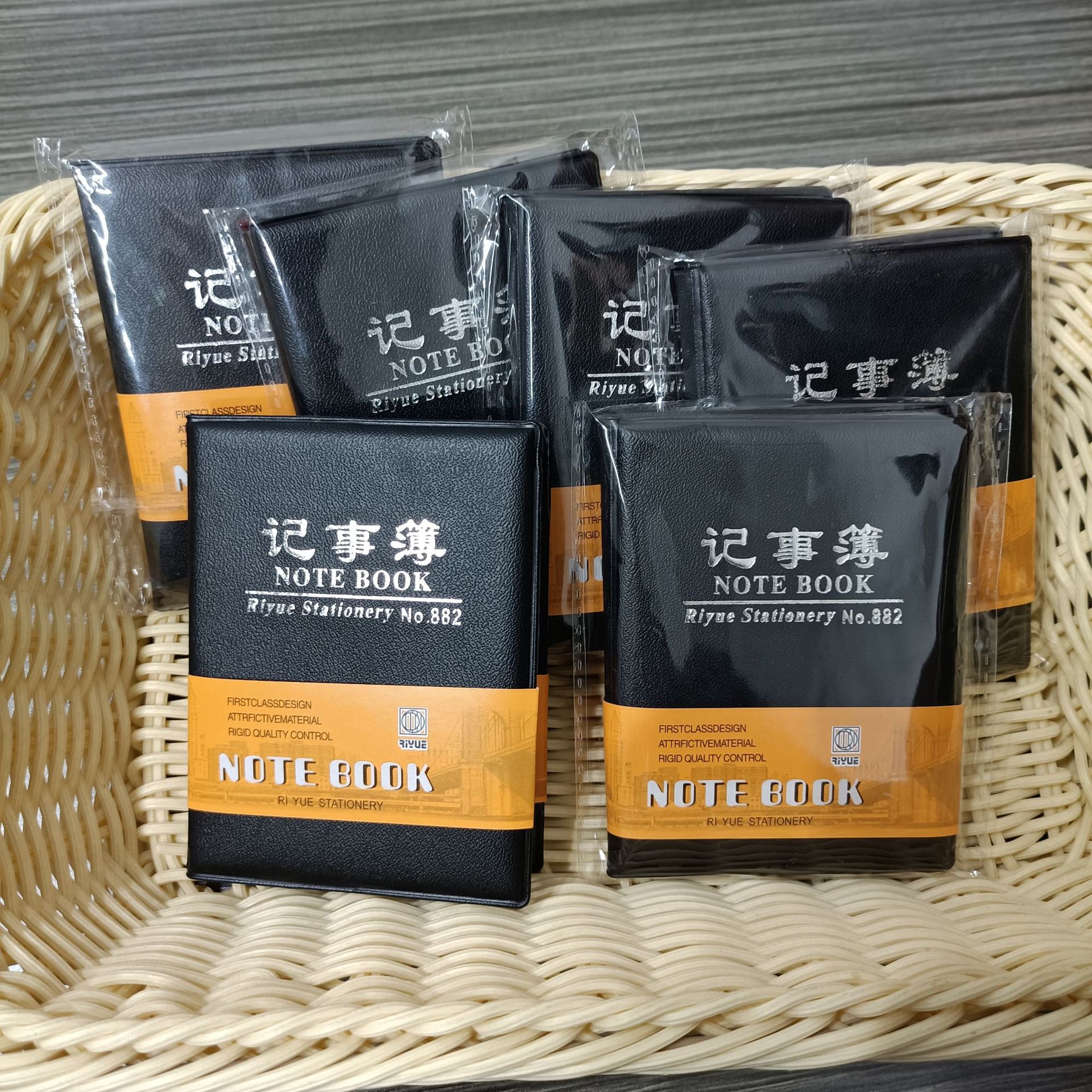 【 Zone 3-8 】 Small notebooks 500/ small boxes 1000/ pieces Black notebooks, portable faux leather notebooks, business notebooks, one-yuan store supply pic 1