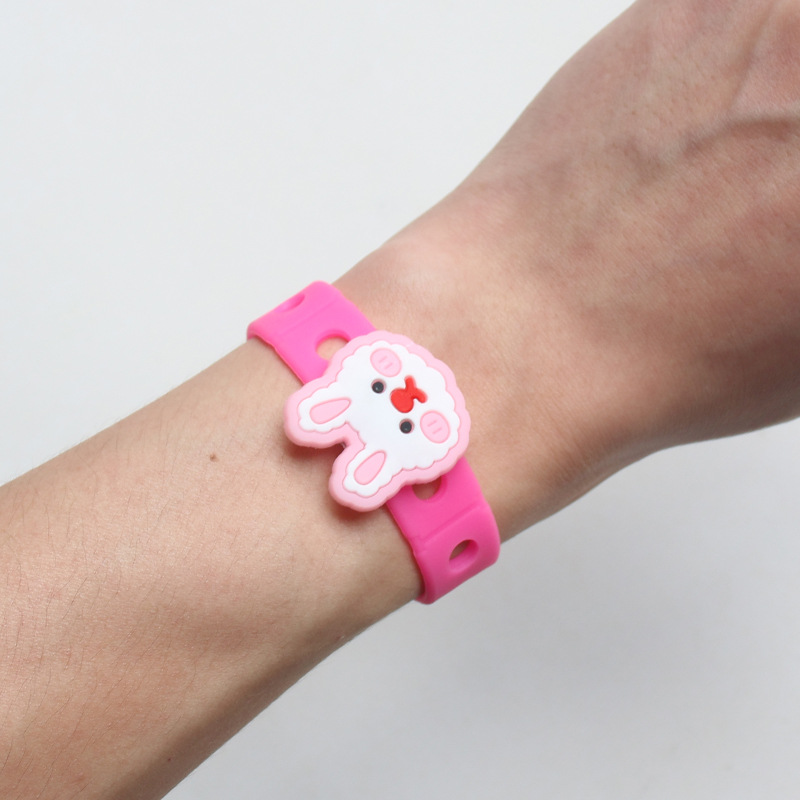 跨境DIY硅胶手环儿童洞洞手腕带子母扣可爱pvc软胶配件批发定制详情7