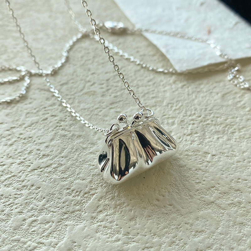 迷你包包吊坠项链女高级感轻奢小众设计毛衣链秋冬新款卫衣链配饰详情4