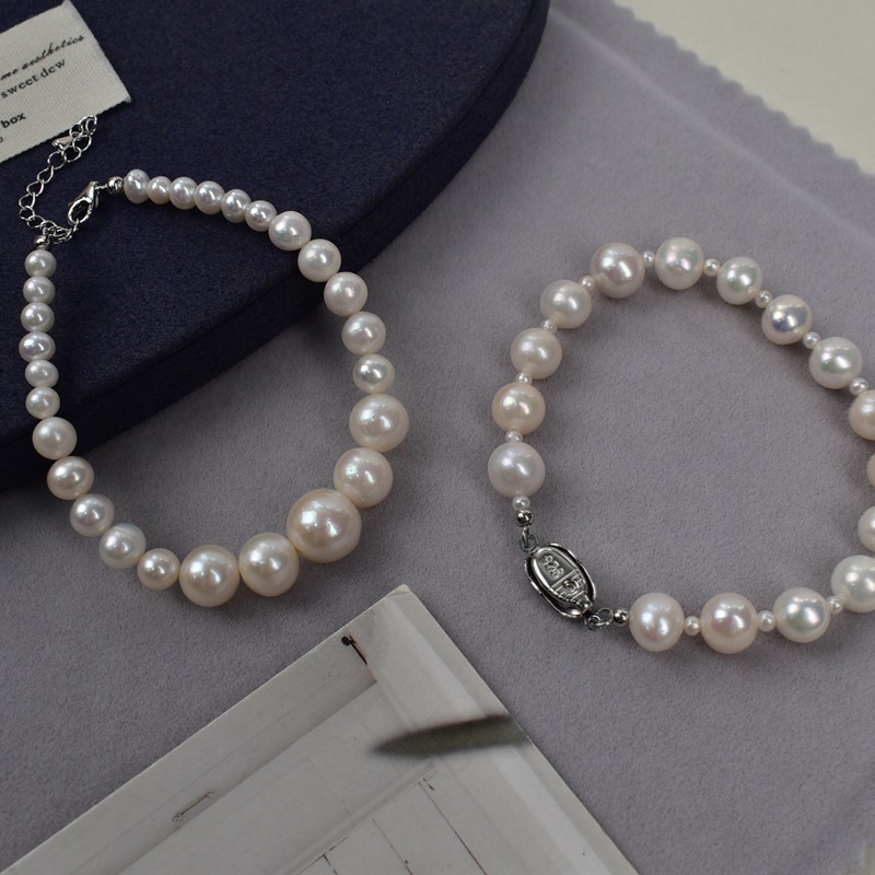 Natural freshwater pearl bracelet, bright white nearly round pearl bracelet, versatile for daily use. Original design, simple pearl bracelet pic 4