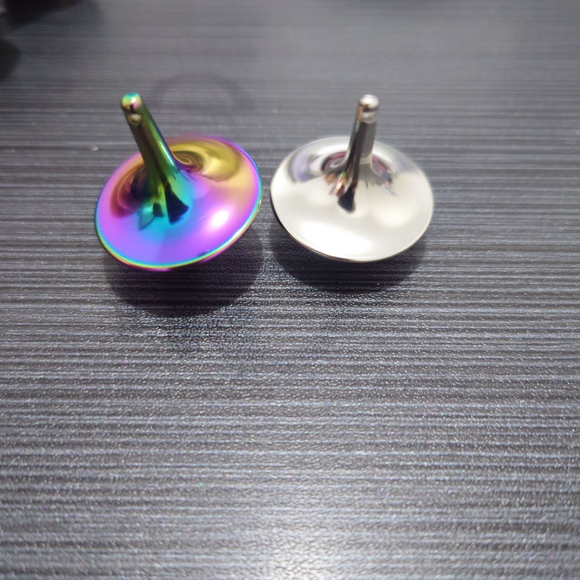 盗梦空间指间陀螺创意小旋风HandSpinn无阻力金属手指陀螺玩具详情2