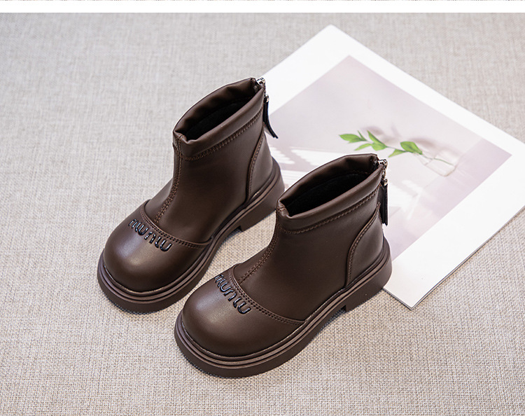 2024秋季新款女童中帮皮靴男童韩版儿童短靴时尚休闲中筒童鞋批发详情15