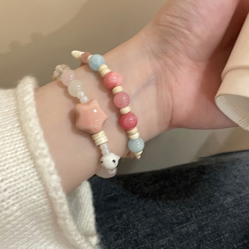 Macaron makes a small elephant ceramic beaded bracelet for women, a summer niche design for best friends, a dopamine bracelet pic 5