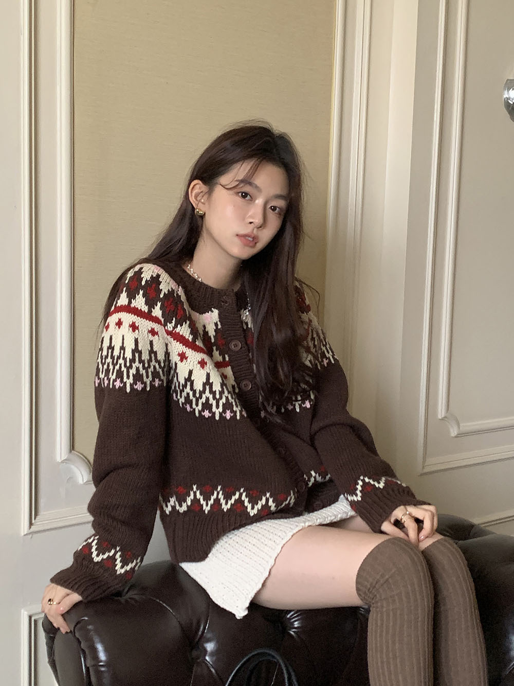 费尔岛复古美式少女撞色波普提花单排扣针织开衫厚实保暖毛衣外套详情25