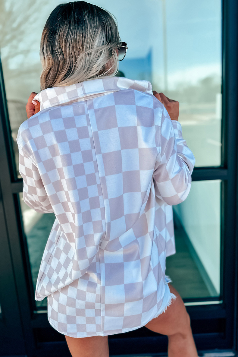 The independent website is selling a new autumn and winter collection of lapel jackets for women, featuring a casual European and American style printed single-breasted multi-button coat pic 9