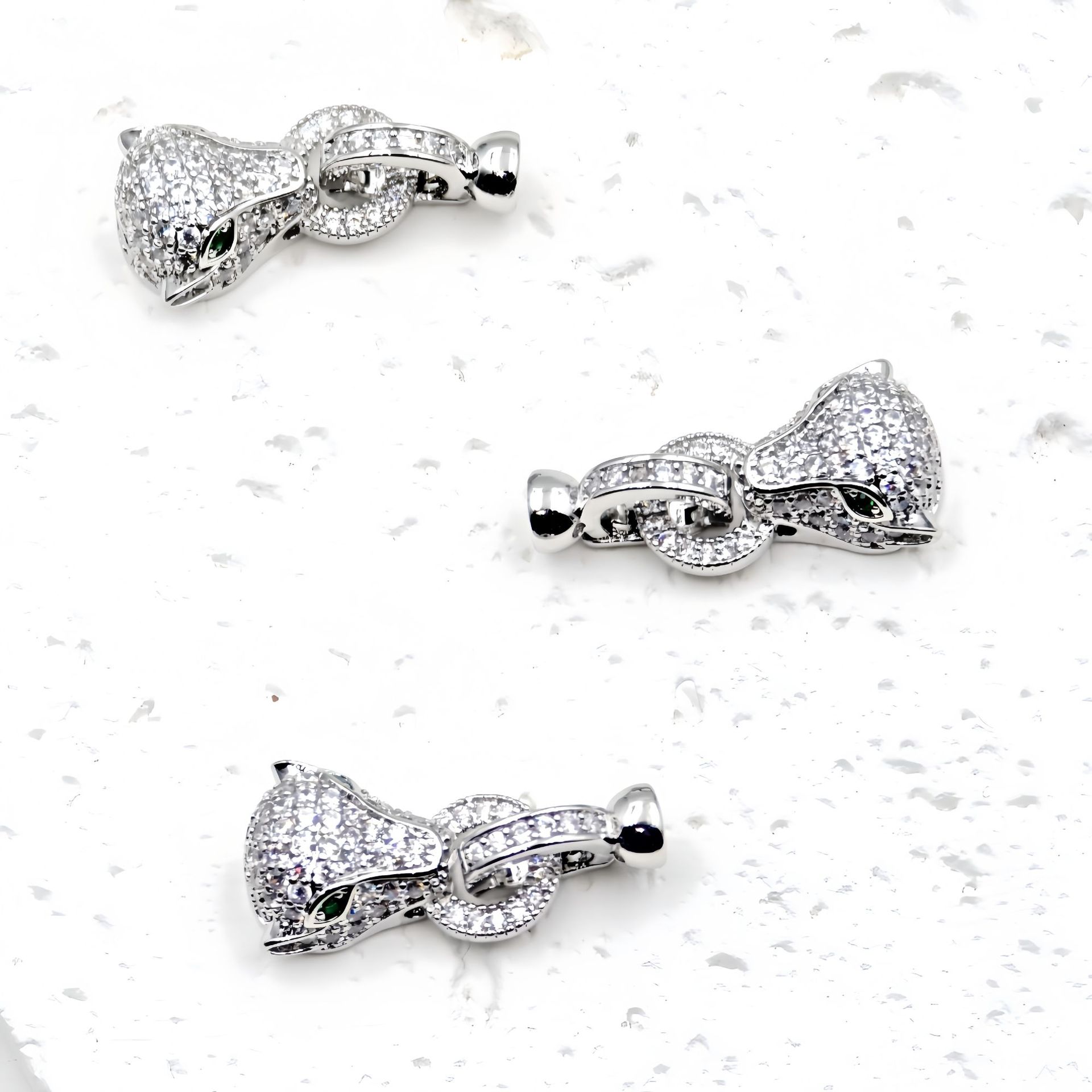 Factory direct sales of 18k micro-inlaid zircon leopard necklace with gold plating and color retention, connecting buckle, bracelet buckle and end buckle DIY accessories pic 5