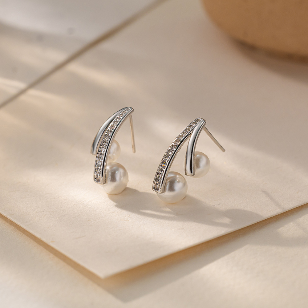 真金电镀珍珠耳钉女时尚通勤轻奢耳饰新款欧美风耳环详情7