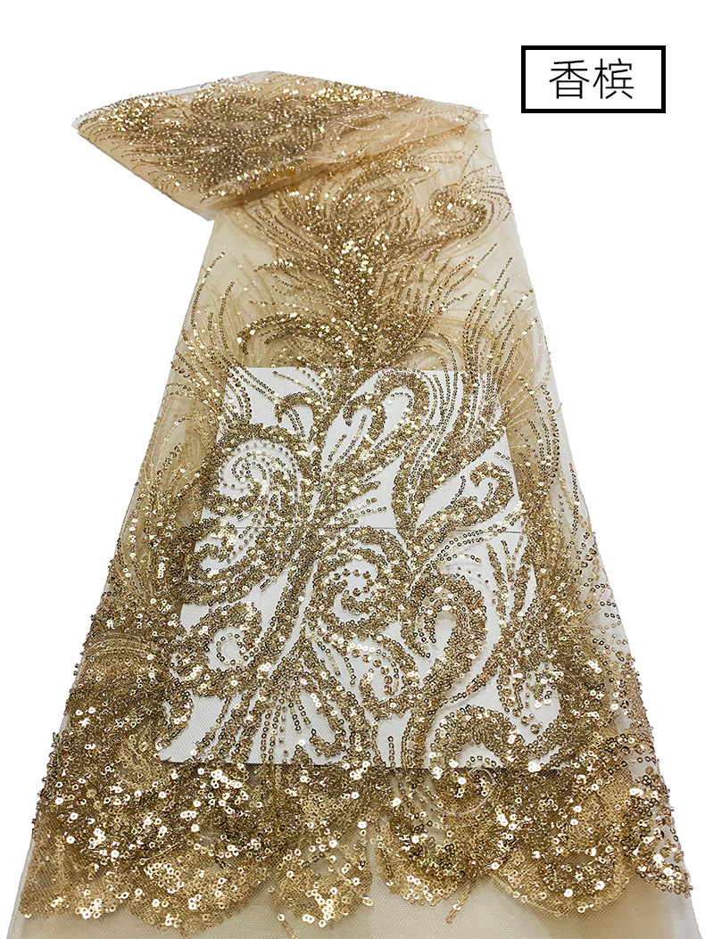 中大专供珠管珠子亮片网布蕾丝绣花婚纱礼服面料立体花朵亮片面料详情6