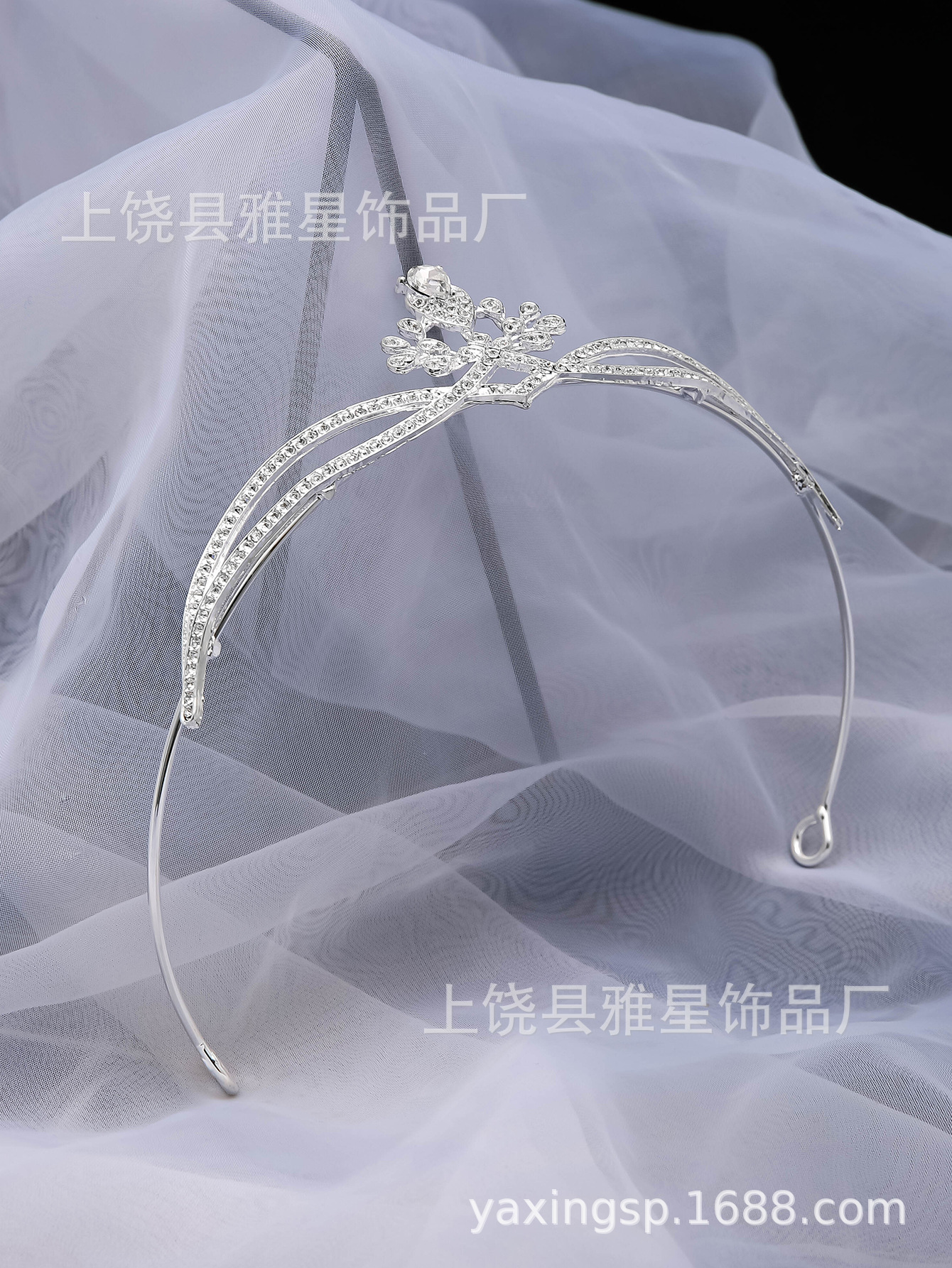 Factory direct sales: Popular metal rhinoceros diamonds from Europe and America, versatile and super fairy-like crowns, elegant and noble headwear for brides, wholesale of crowns pic 10