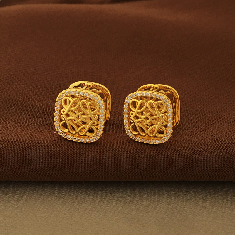 Copper-plated real gold, retro and niche, hollowed-out design ear buckles, elegant and high-end, court style earrings, zircon earrings 2302 pic 9
