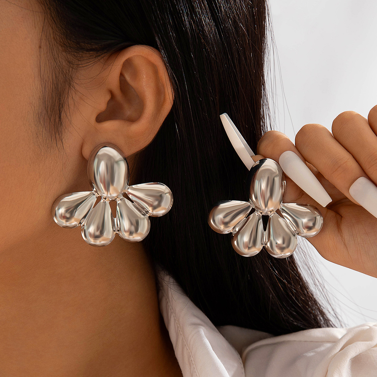 欧美跨境时尚八字麻花大水滴铁质耳环设计感几何方形扭纹耳坠耳饰详情20