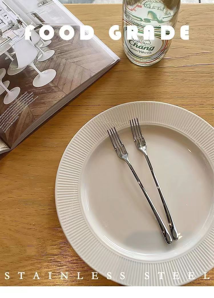 不锈钢叉子家用高级感水果叉子客厅长柄沙拉叉甜品叉蛋糕叉水果签详情7