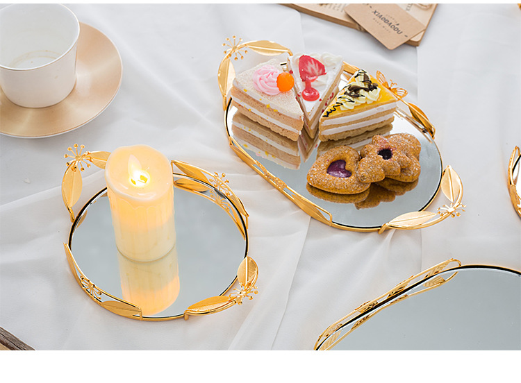 European-style light luxury oval-shaped pastry and fruit plate, metal ironwork mirror candy tray, photo display, jewelry storage pic 6