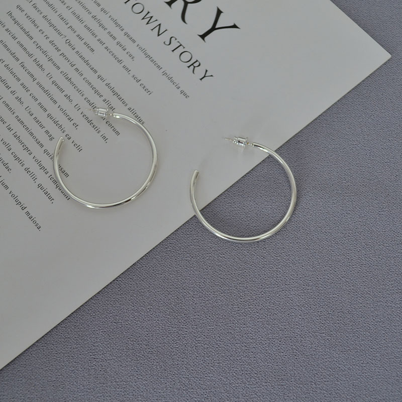 日韩小众设计黄铜镀银简约大方光面几何C字925银针圆圈耳钉耳饰详情3