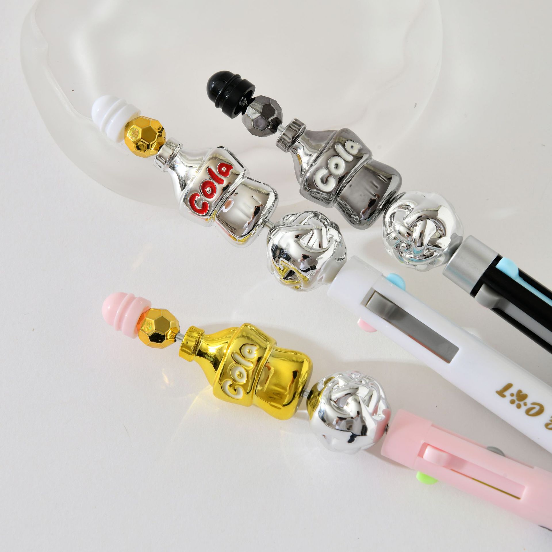 Chenxi Chuan Chuan Le 4-color Ballpoint Pen, creative and fun medium Oil pen, notebook, drawing, marking and color pen, New stationery wholesale pic 5
