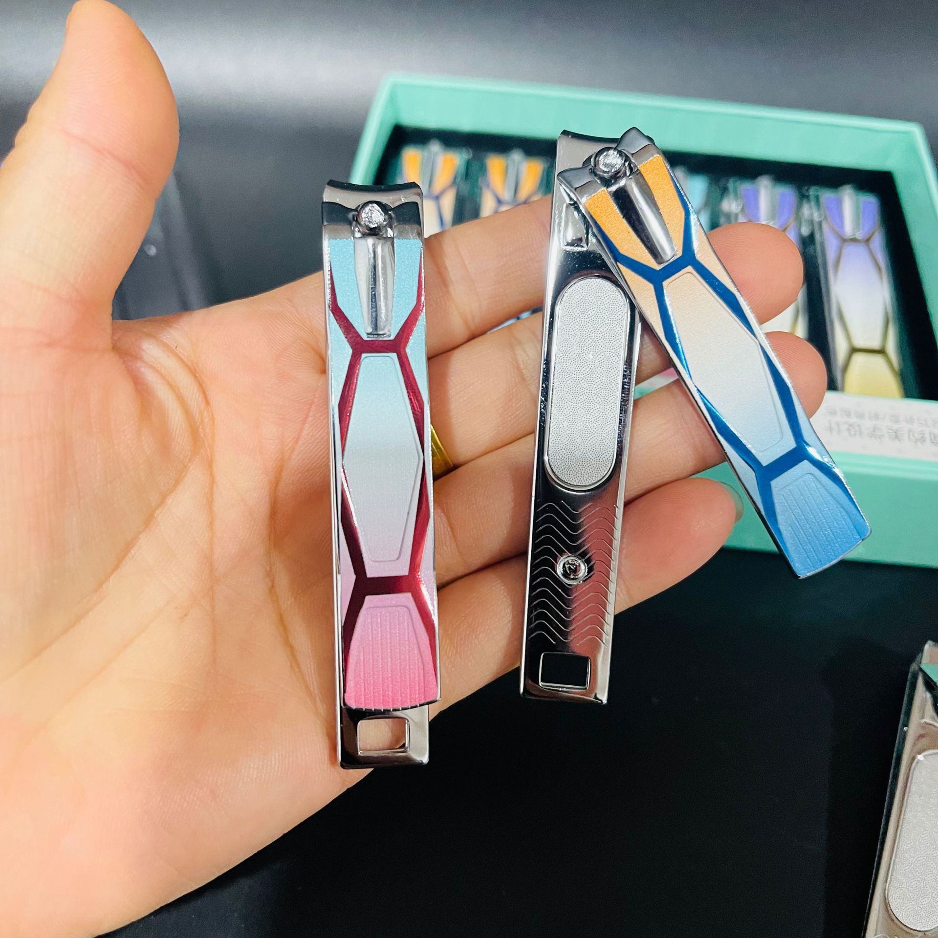 【 Office 】T6518 12/ box 600/ piece T6518 nail clippers, new household box nail clippers, nail art nail clippers, nail pliers 2 yuan supply pic 4