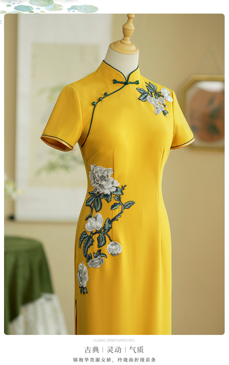 The new national trend cheongsam fashion show performance dress, short-sleeved slimming etiquette figure performance dress, is full of greenery pic 11