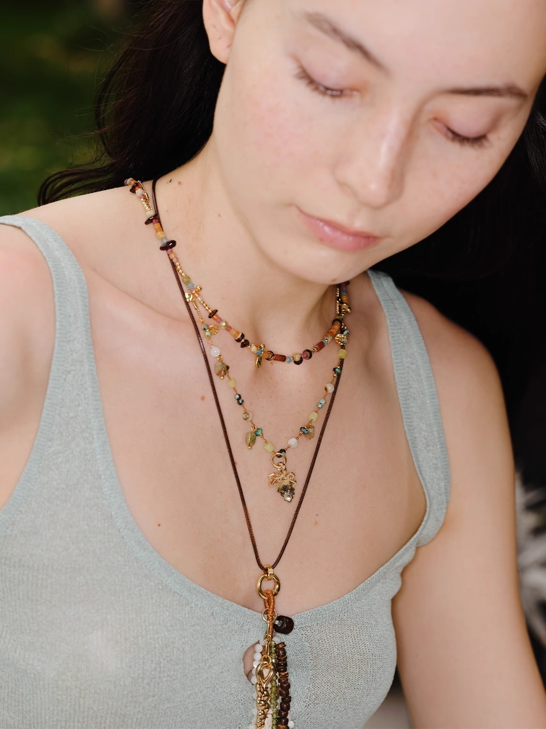 法式度假风多材质小众设计椰风葡萄长项链女多佩戴高级感流苏吊坠详情10