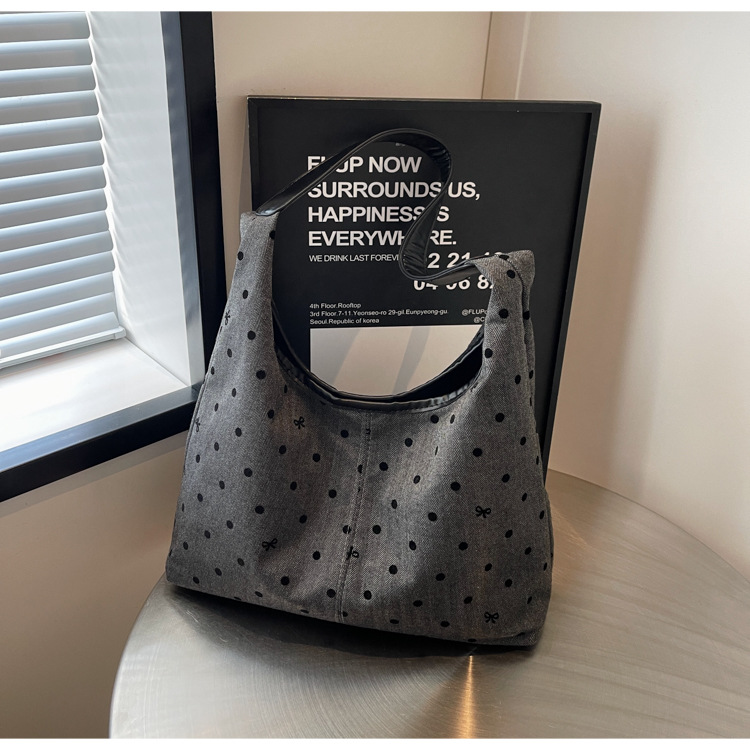 通勤大容量女包新款流行波点单肩包时尚百搭托特水桶包都市斜挎包详情14