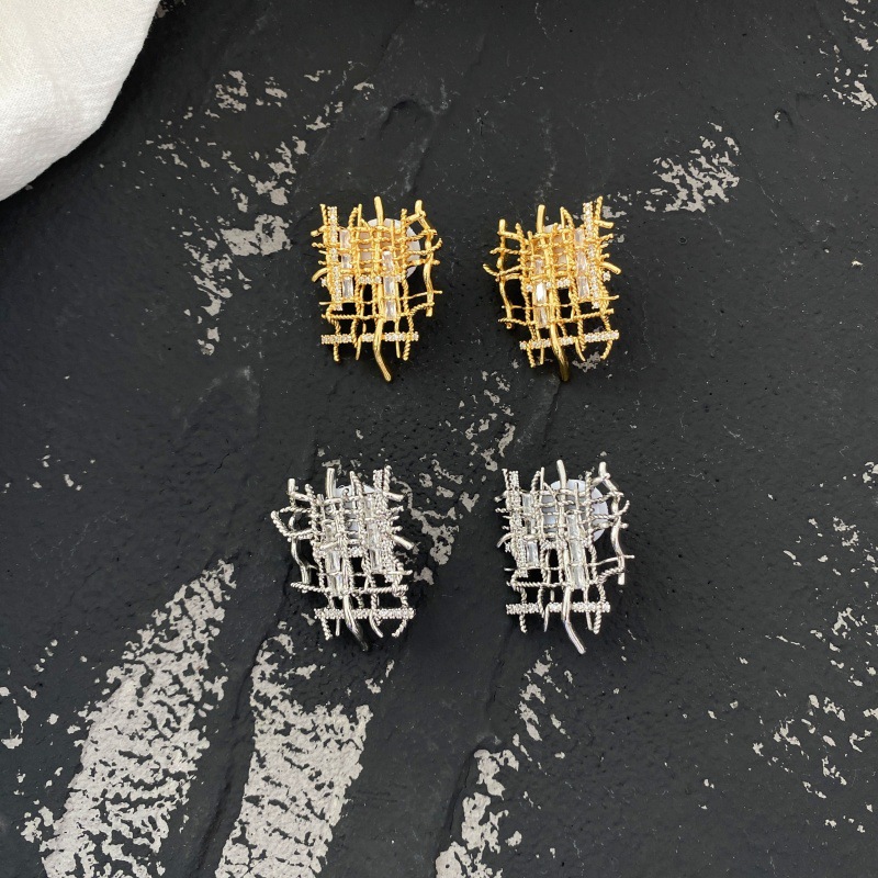 2024夏新款爆款编织锆石耳钉女小众复古高级感独特不规则耳环耳饰详情1