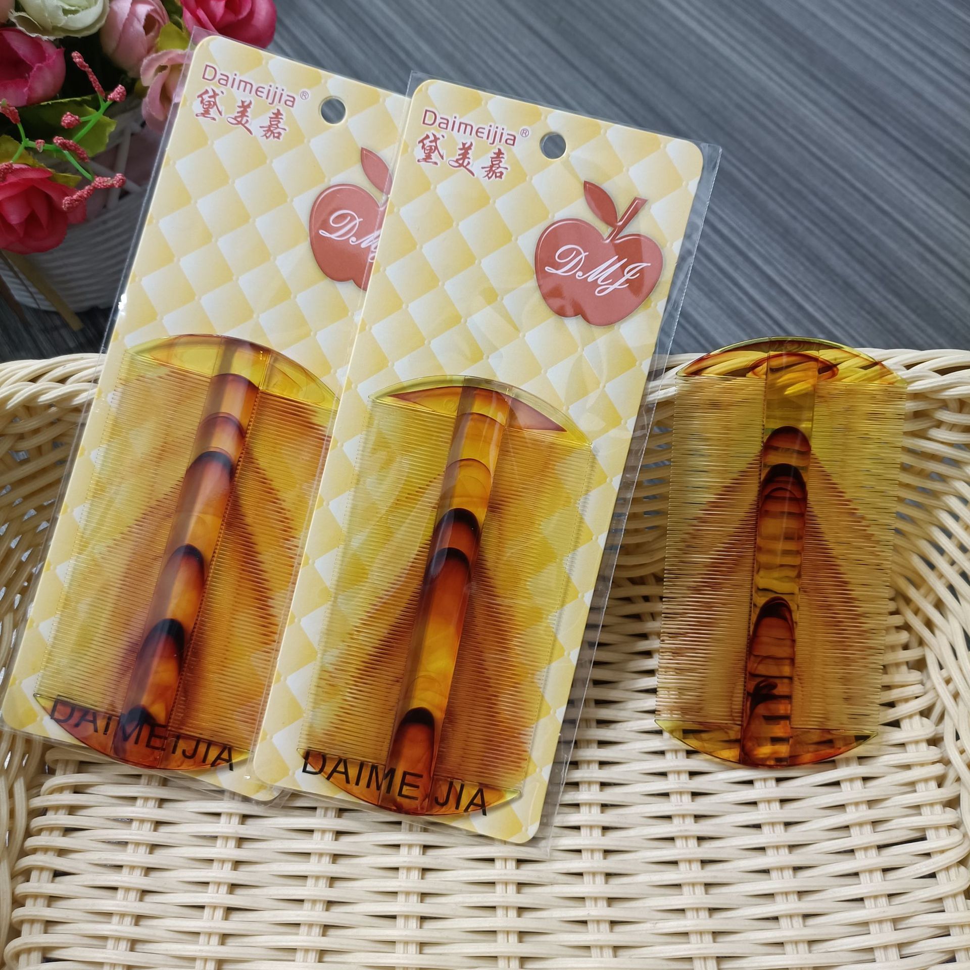 【3-11】 Daimeijia grates 20/ pack 2000/ box Vintage grates Comb Hair comb Double-sided grates Comb Dense Teeth Lice Remover Dandruff Old-fashioned grates wholesale pic 2