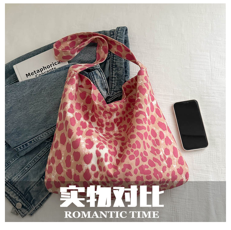 Leopard print canvas bag for women, 2024 new style, trendy Korean college style tote bag, casual large-capacity hand-held shoulder bag pic 24