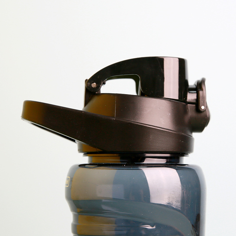 外贸出口亚马逊跨境新品大容量直饮透明塑料水杯户外防摔手提水壶详情14