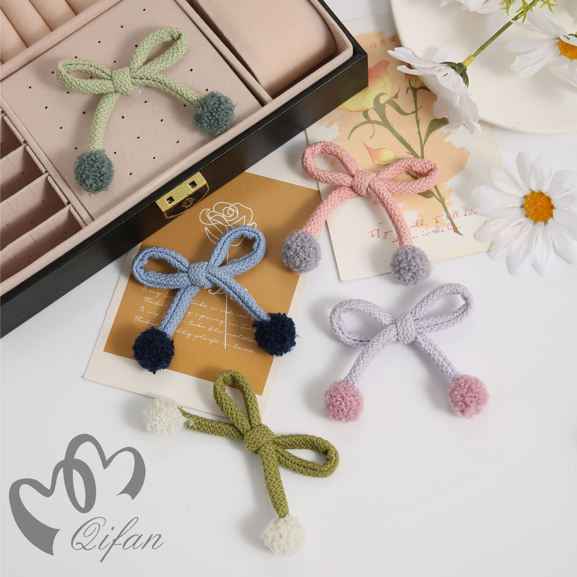 双色毛棉线手打结加球 布艺手工服饰配件小结 毛棉格手打结+球详情3