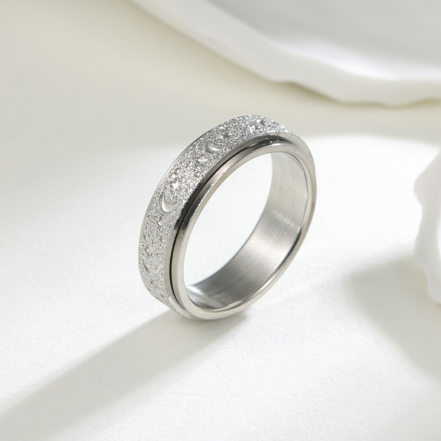 Cross-border best-selling titanium steel frosted rings, rotatable anti-anxiety and stress-relieving rings, couple rings and accessories wholesale pic 7
