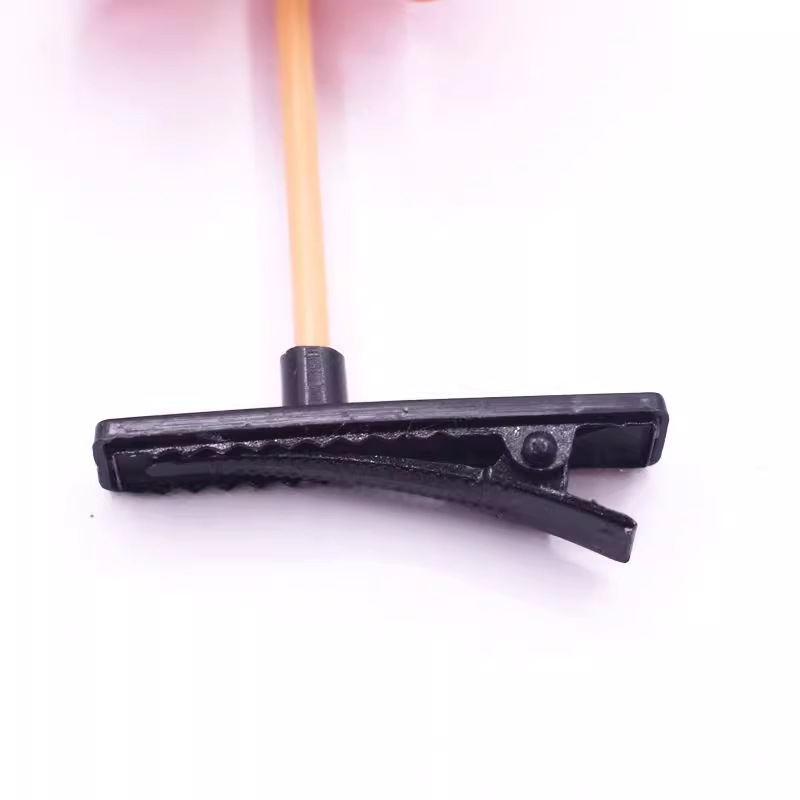 Creative red flag hairpins for class girls, practical one-yuan small gifts, ground promotion scan code, National Day small gifts pic 10