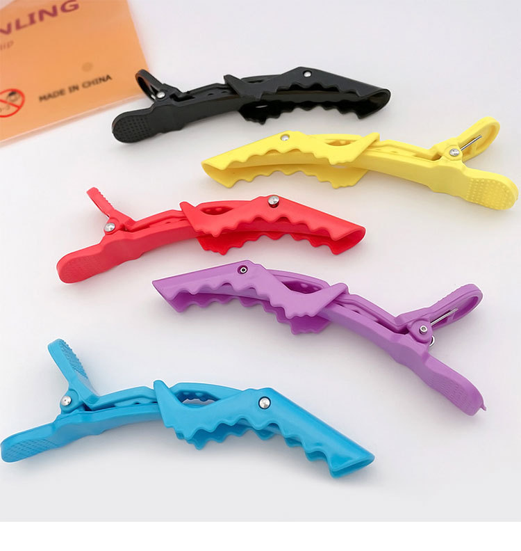Professional hair salon tools and supplies, convenient hair binding, zoned shark clips, traceless plastic, practical hair care tools wholesale pic 8