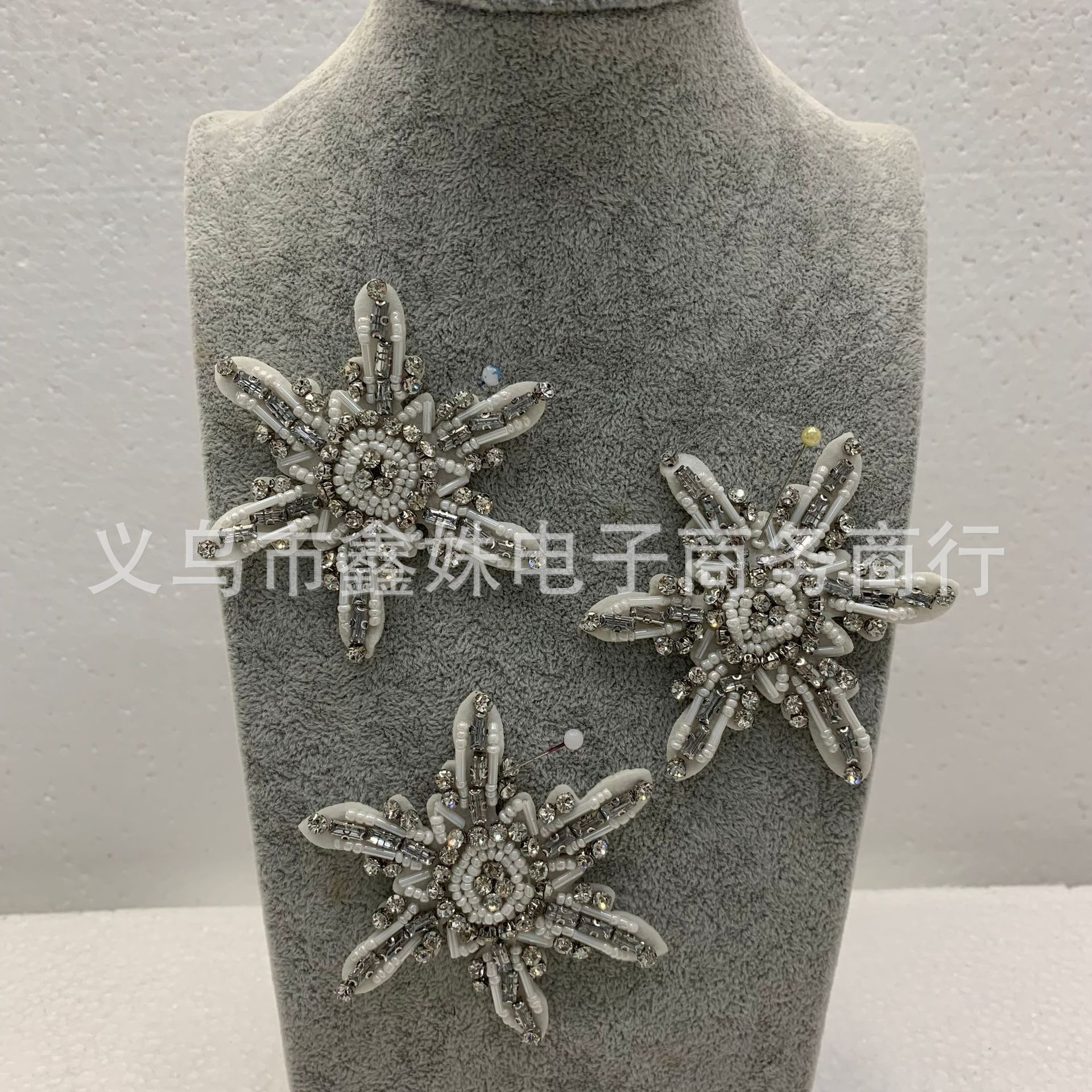 White snowflake, diamond-encrusted, beaded, embroidered patchwork decorative stickers pic 1